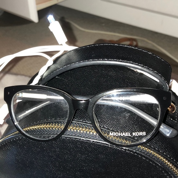 Real Michael Kors glasses - Picture 1 of 3